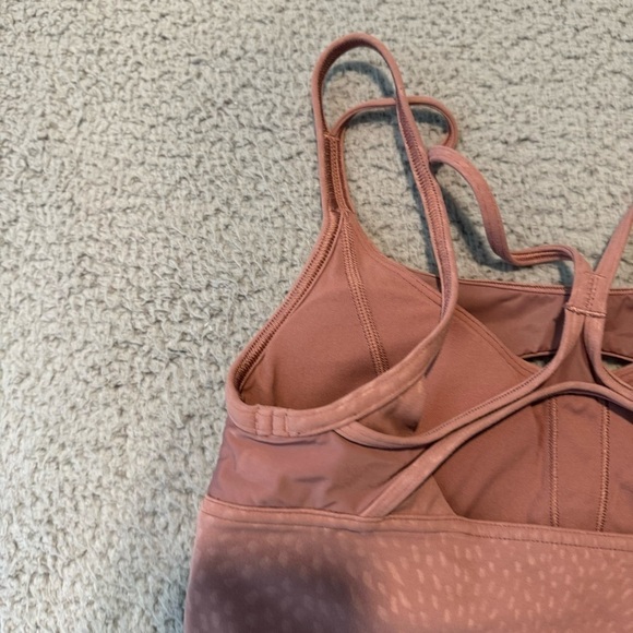 LULULEMON Nulu Mesh Support Yoga Bra Sz 6 Jewel Emboss Spiced Chai A/B Cup - Picture 6 of 10